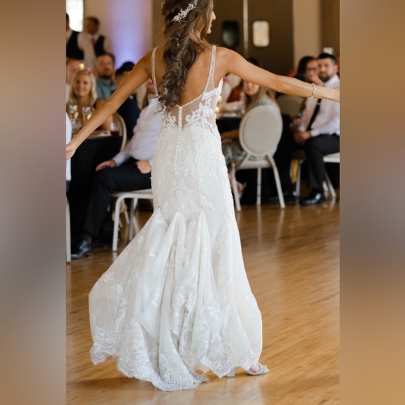 Wedding Dress Size 2 - Picture 7 of 7